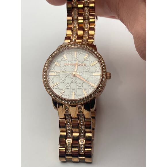 Michael Kors MK-3193 Rose Gold logo Womens Watch 35mm - New Battery - WR 5 ATM - Picture 7 of 10
